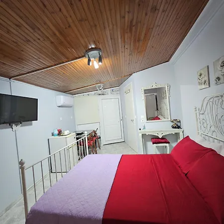 Με Θέα Το Κάστρο Appartement Nafpaktos Buitenkant foto