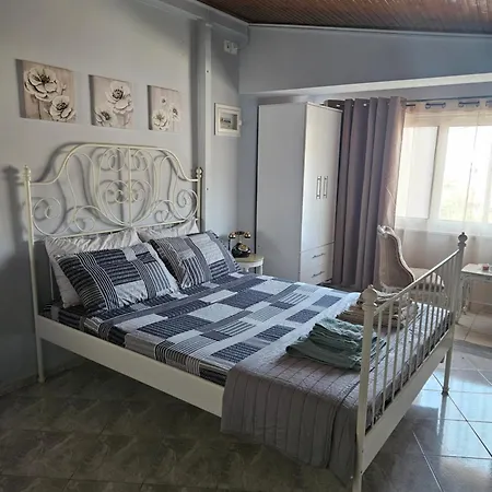 Με Θέα Το Κάστρο Appartement Nafpaktos Buitenkant foto