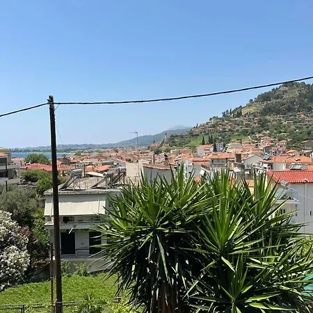 Με Θέα Το Κάστρο Apartment Nafpaktos Exterior photo